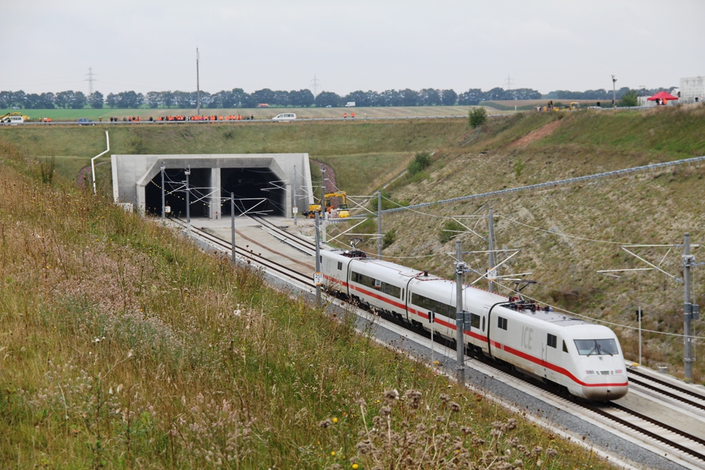Erster ICE am Osterbergtunnel 01.09.2014